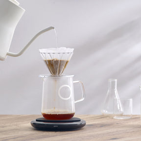 Pourx Oura Coffee Jug 500ml Lifestyle 2 | THE COFFEE GOODS