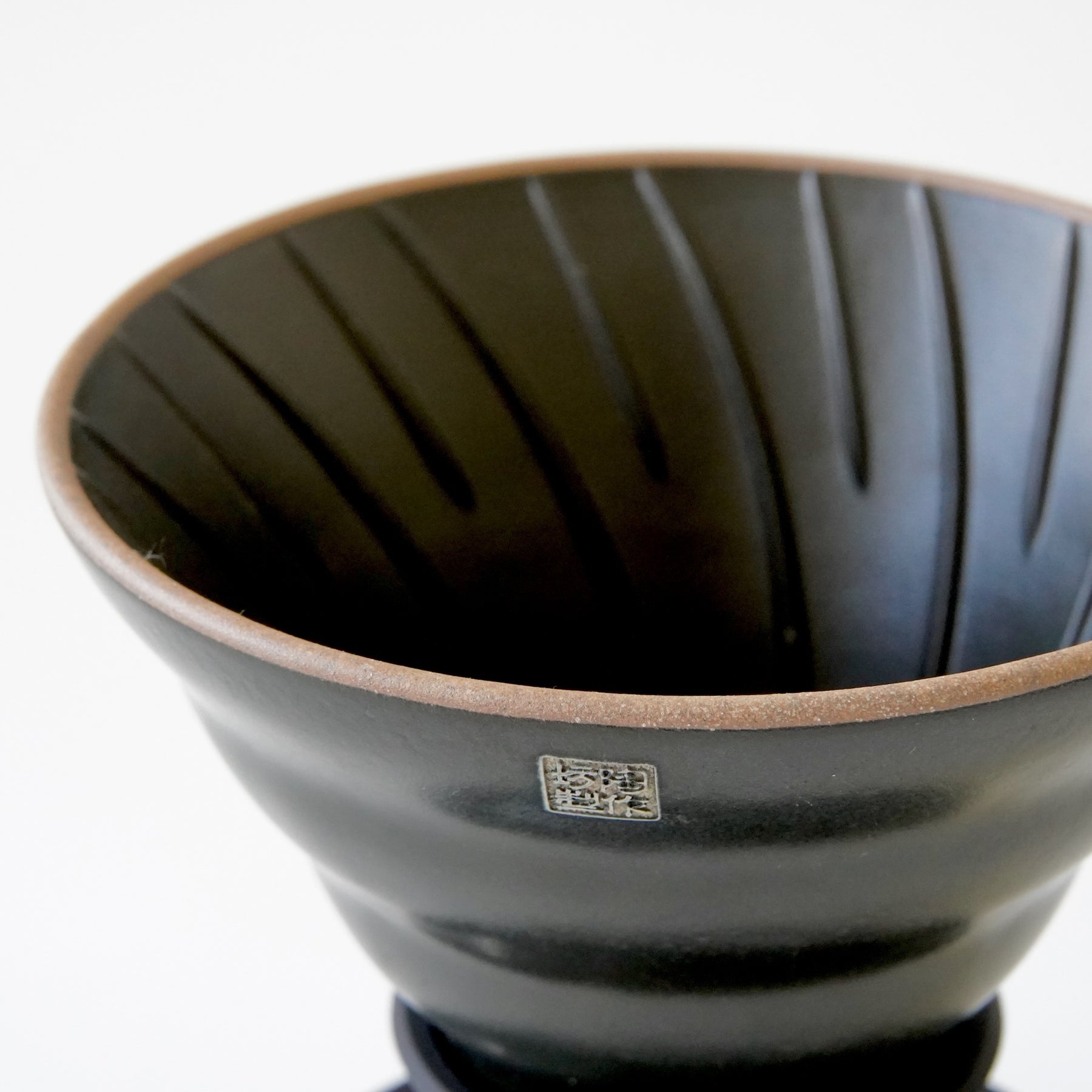 Hario x Lin's Ceramics Studio Prurion Switch Immersion Dripper - Volcano Black