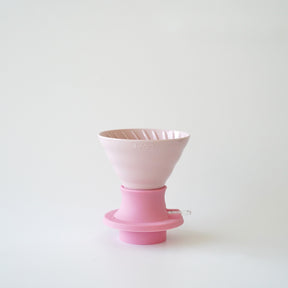 Hario Immersion Ceramic Dripper Switch 02 Candy Pink Lifestyle 1
