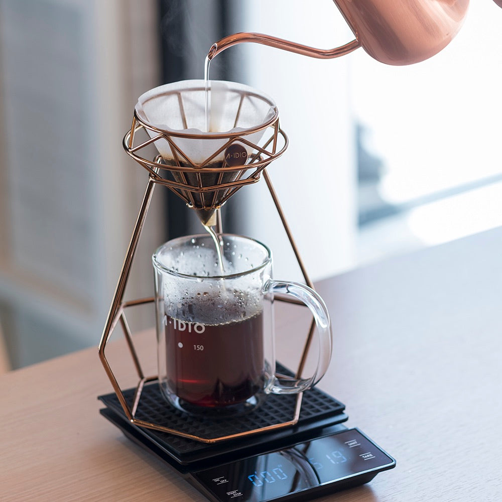 A-IDIO Diamond Coffee Dripper Kit Lifestyle 12 | THE COFFEE GOODS