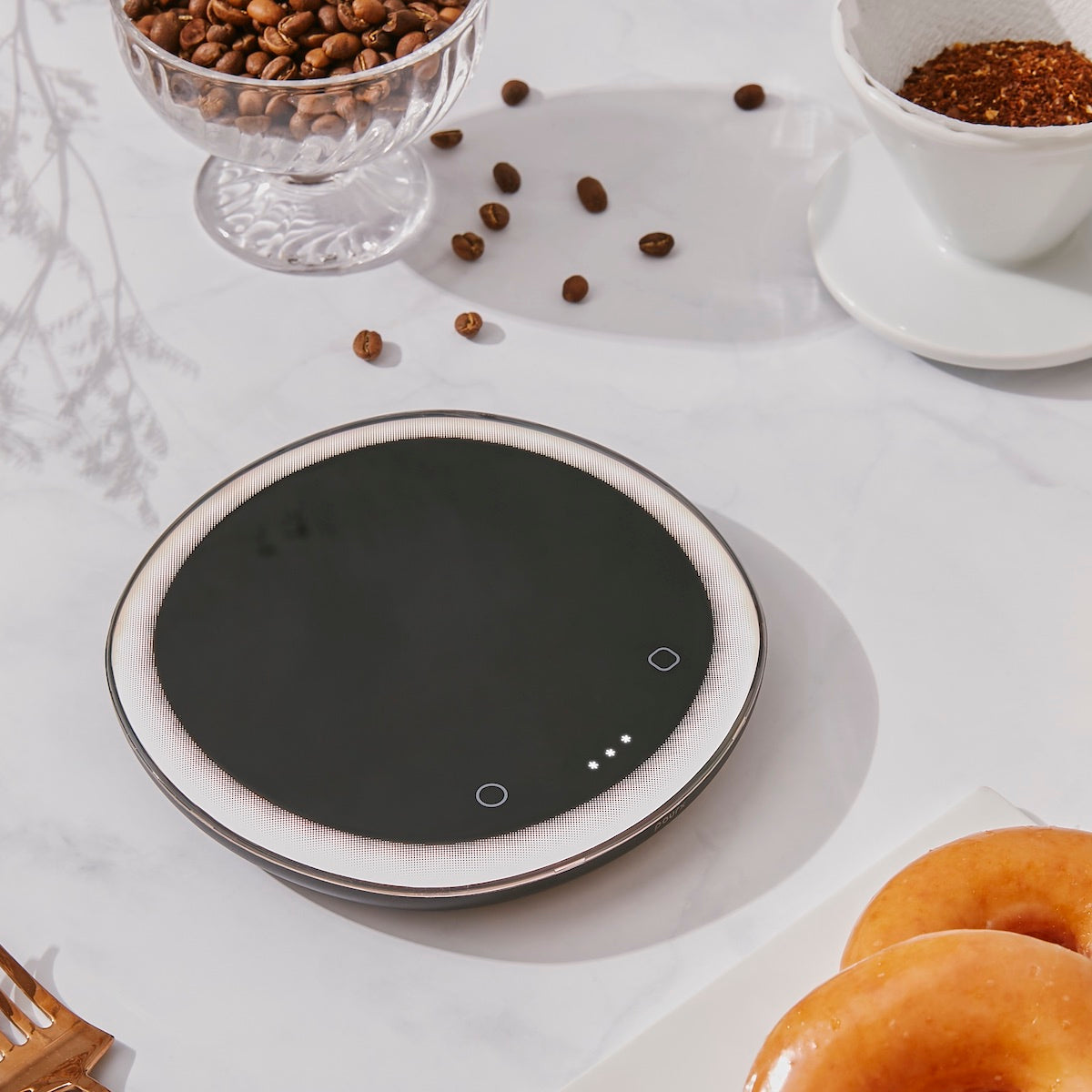 POURX Smart Light-Guided Coffee Scale lifestyle 8 | THE COFFEE GOODS