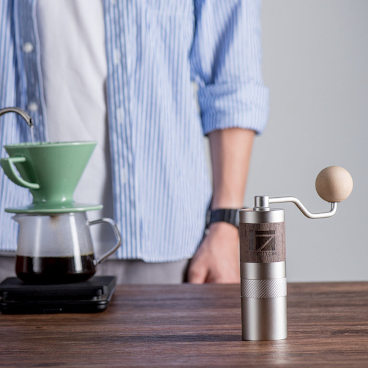 1Zpresso Q2 Manual Coffee Grinder 1 | THE COFFEE GOODS